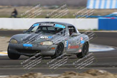 media/Mar-16-2025-CalClub SCCA (Sun) [[e72803ec8c]]/Group 5/Qualifying (Turn 1)/